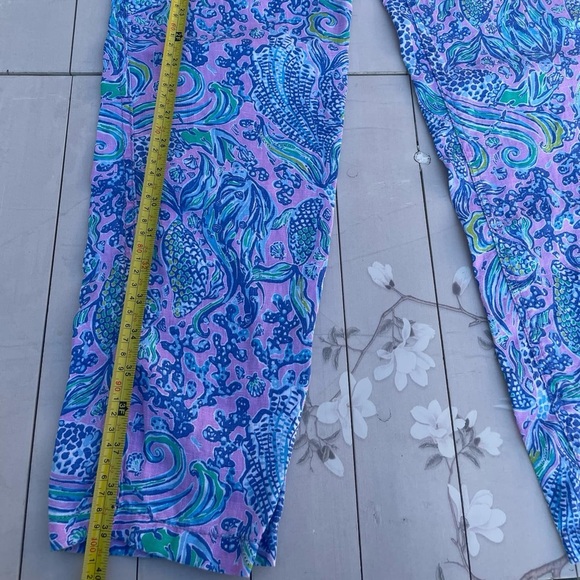 Lilly Pulitzer Blue and Purple Ankle-Length Cropped Pants - Picture 3 of 8
